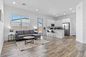 Classic Apartment | Living area | Flat-screen TV - Quiet Quarter in Laveen Village (Laveen)