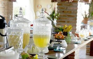 Petit déjeuner buffet compris tous les jours