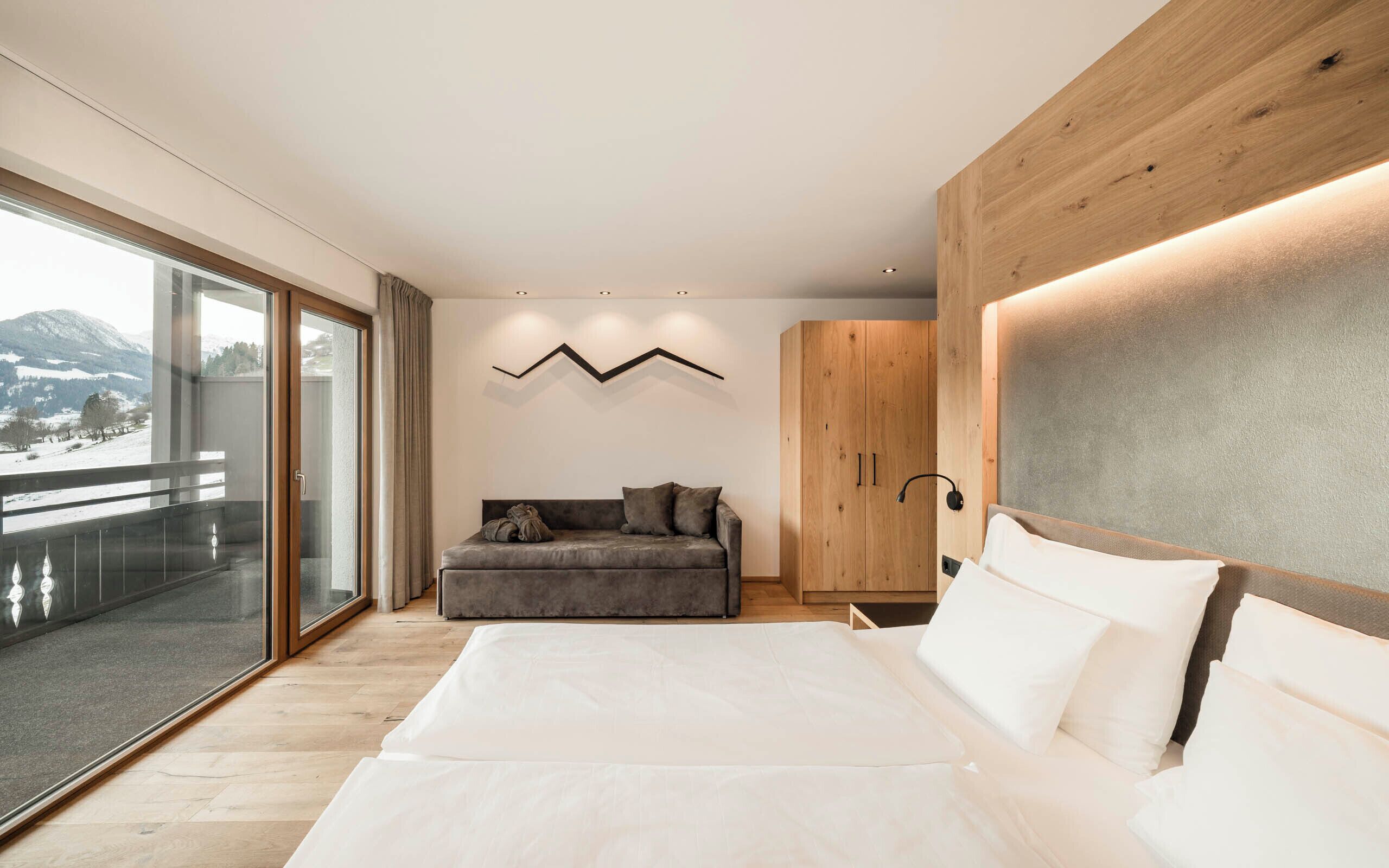 Double Room, Balcony, Mountain View | Minibar, in-room safe, free WiFi, bed sheets