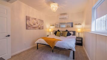 1 Schlafzimmer, Bügeleisen/Bügelbrett, kostenloses WLAN, Bettwäsche