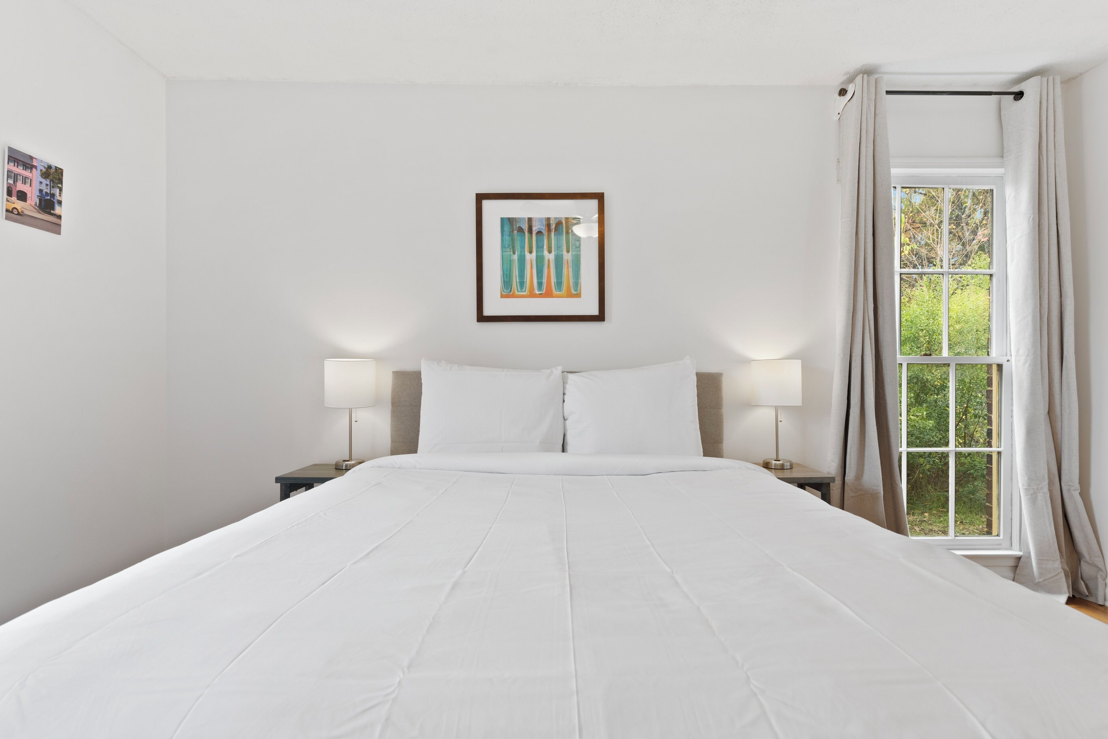 5 bedrooms, iron/ironing board