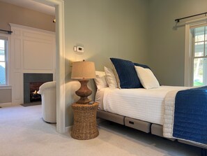 5 Schlafzimmer, Schreibtisch, Bügeleisen/Bügelbrett, kostenloses WLAN