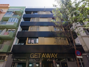 Exterior detail - Chelsea Canteras by CanariasGetaway (Las Palmas de Gran Canaria)