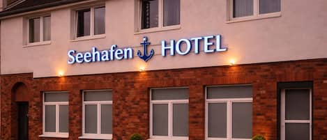 Fachada da propriedade