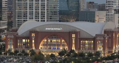 Family-Friendly Home at the Heart of DFW- close to all popular attrations!