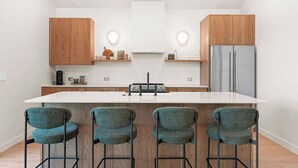 Private kitchen - Lakefront Wellness Retreat on Table Rock w/ Sauna, Cold Plunge, Hot Tub, Gym (Omaha)