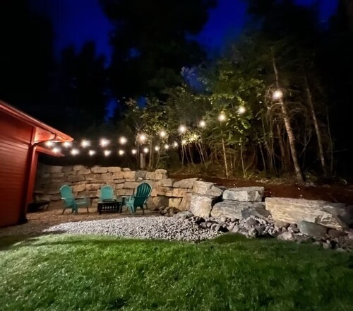 Charming 3 bedroom 2 bath Home. Close To Downtown, Skiing, and Glacier Park