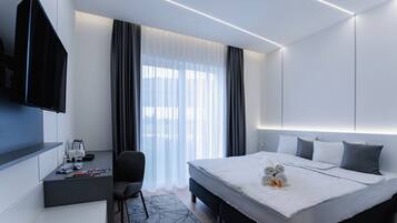 Standard Double Room | Soundproofing, free WiFi