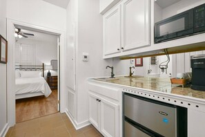 Microwave, coffee/tea maker, cookware/dishes/utensils