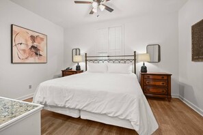 1 chambre, bureau, Wi-Fi gratuit, draps fournis