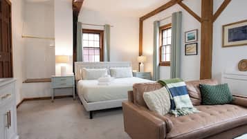 Comfort Double Room | 1 bedroom, individually decorated, individually furnished