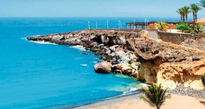 Paraiso Beachfront Apartment With 2 Bedrooms