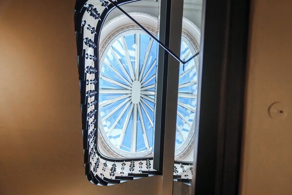 Reception - Bonnie Hotel (Edinburgh)