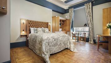 Luxury Suite | 1 bedroom, premium bedding, in-room safe, individually decorated