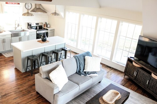 Charming 2-bedroom with, WiFi in peaceful Rolla