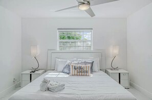 3 bedrooms, desk, iron/ironing board, free WiFi