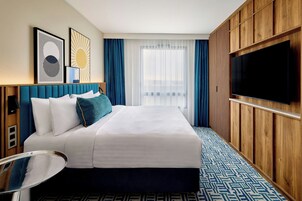 Ropa de cama de alta calidad y minibar 