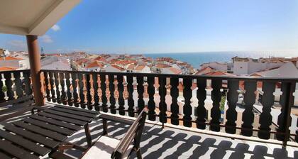 Alto da Pirica 2: Dachgeschoss-Apartment im Zentrum, Terrasse, Meerblick & Grill