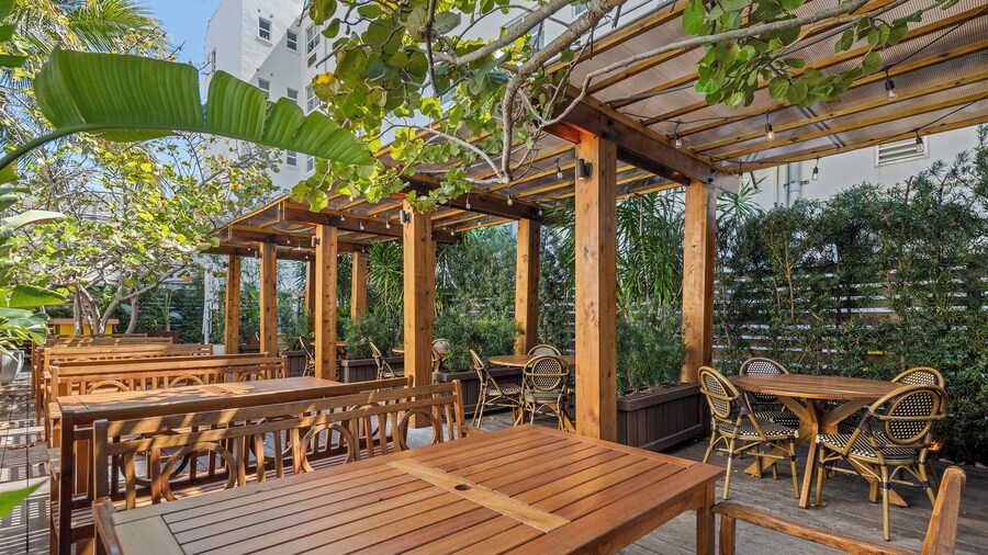 Global Luxury Suites at The Variety