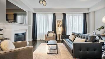 TV connectée, cheminée