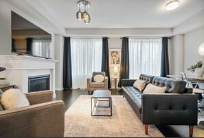 Televisor intel·ligent i llar de foc 