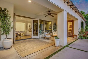 Exterior detail - Coachella House, Poolside 5BR 5 STAR (Indio)