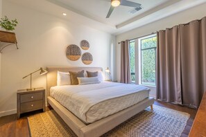 5 bedrooms, desk, iron/ironing board, free WiFi - Coachella House, Poolside 5BR 5 STAR (Indio)