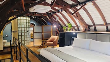 1 habitación, ropa de cama de alta calidad y escritorio