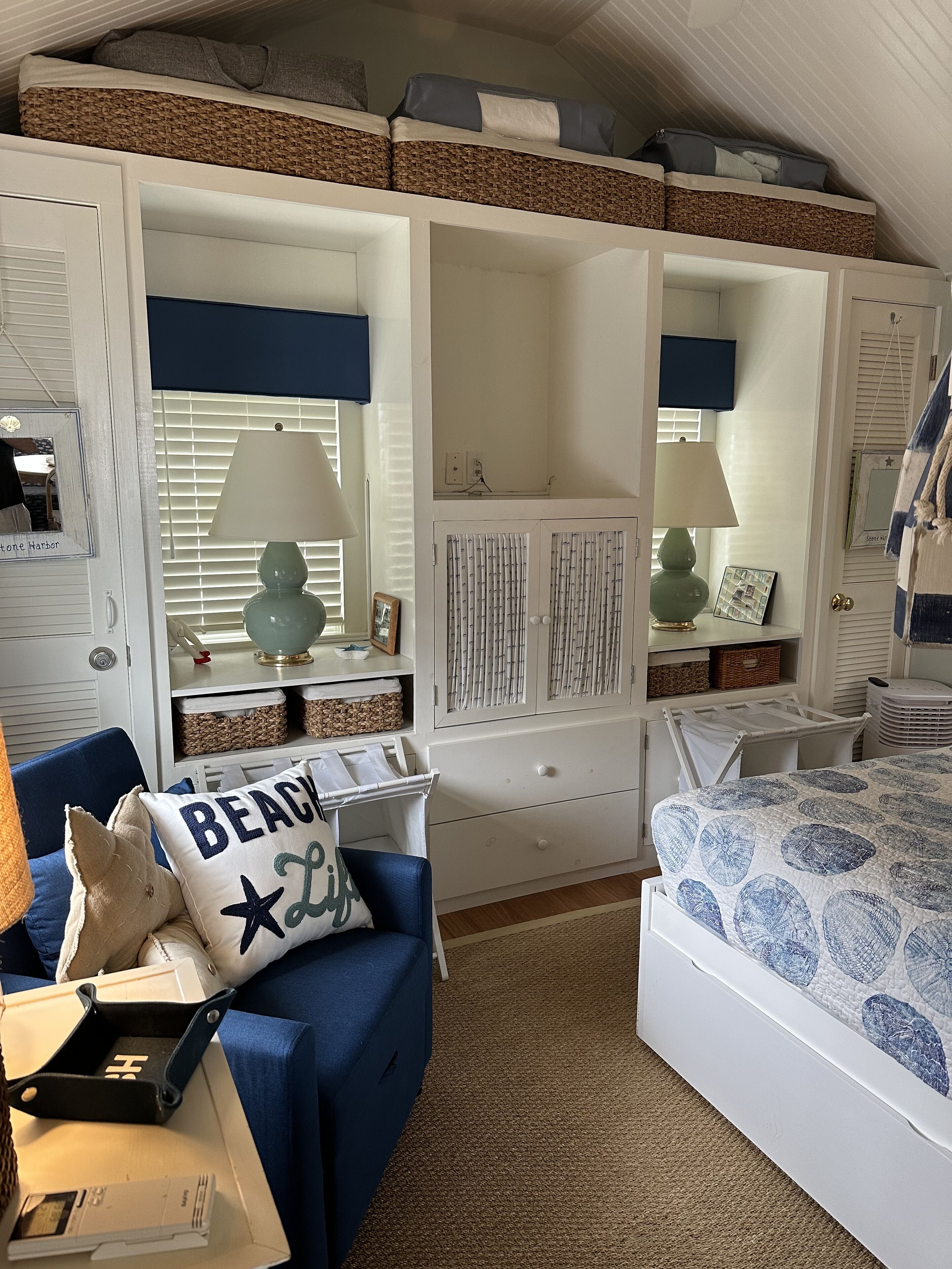 1 bedroom, in-room safe, desk, travel cot