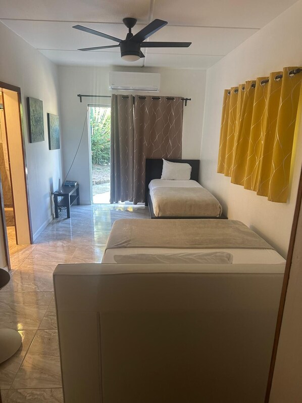 1 bedroom, WiFi, bed sheets