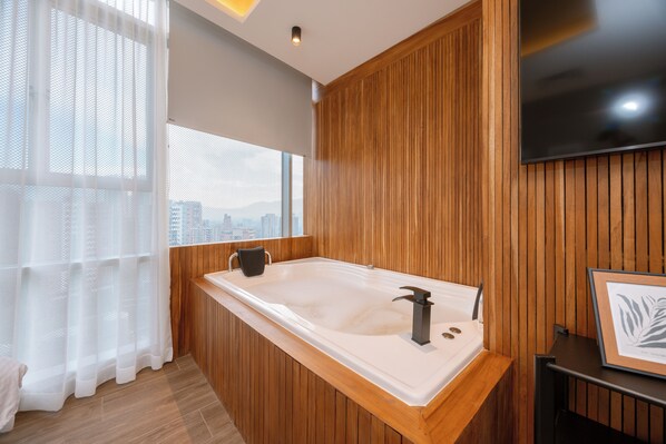 Interior - Highend 1BR unit with Jacuzzi and A/C in El Poblado (Medellín)