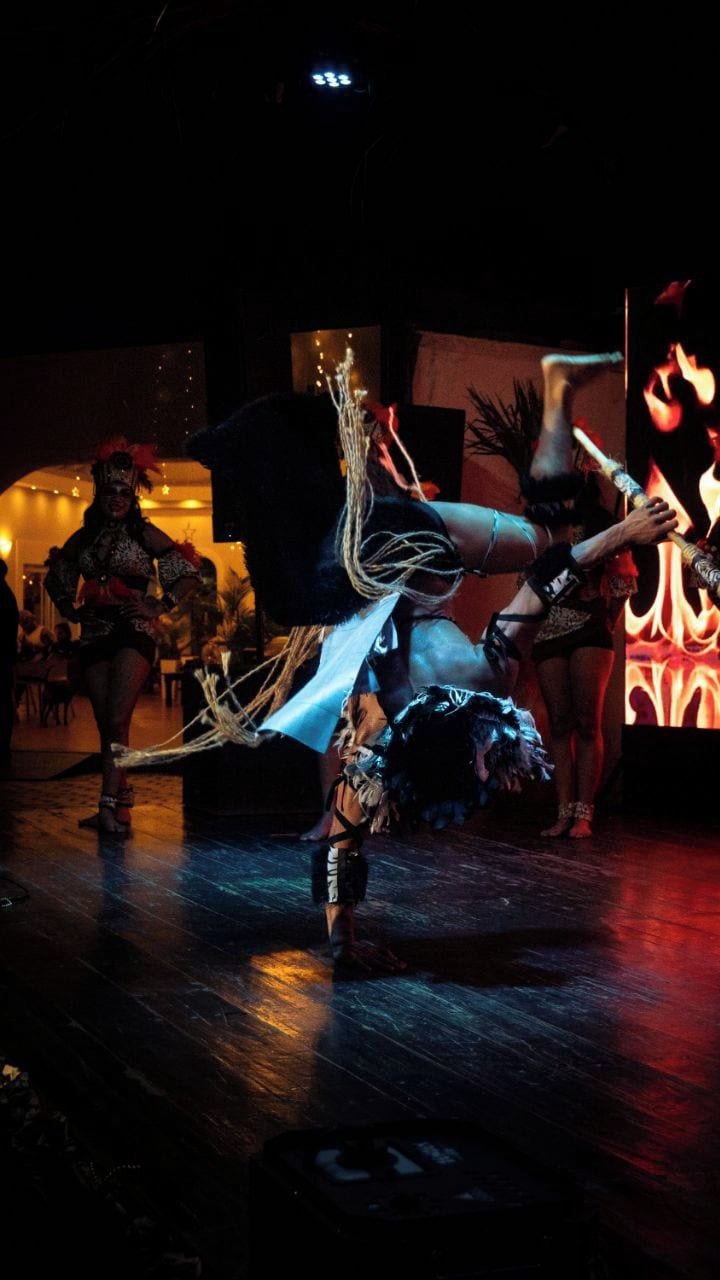 Pertunjukan teater