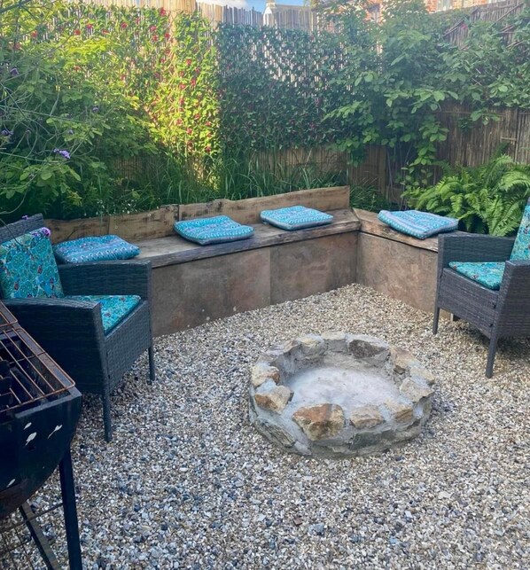 House | Property grounds
