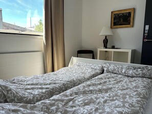 9 Schlafzimmer, Bügeleisen/Bügelbrett, WLAN, Bettwäsche