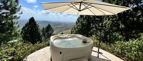 مغطس سبا خارجي