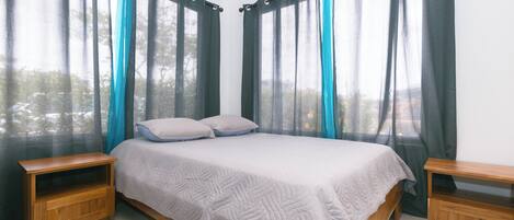 2 camere, una scrivania, ferro/asse da stiro, Wi-Fi