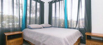 Charming 2-Bedroom Apartment with Cozy Ambiance, Patio & 2 Baths-Your Dream Home