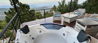 Luxury MASTER Cabin Spectacular view 2 or 4 people