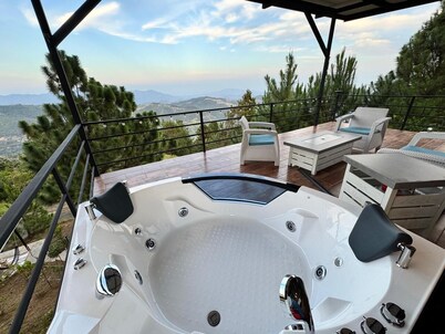 Luxury MASTER Cabin Spectacular view 2 or 4 people