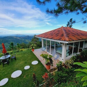 Outdoor dining - Cabaña JUNIOR con la Mejor vista en altos del Maria (Sorá)