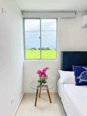 3 bedrooms, bed sheets