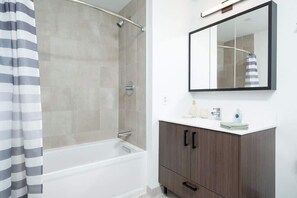 シャワー、ヘアドライヤー