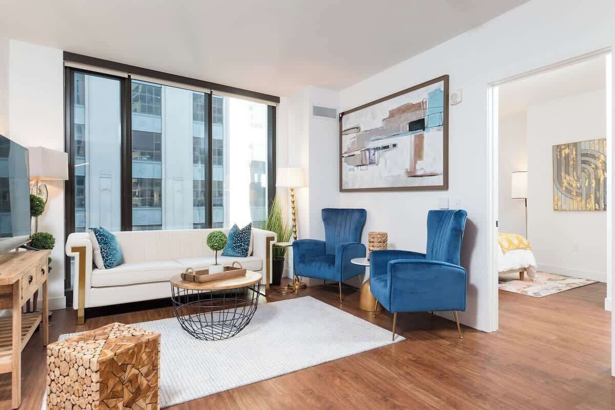 Back-Bay Upscale Central Condo Bos Common Downtown