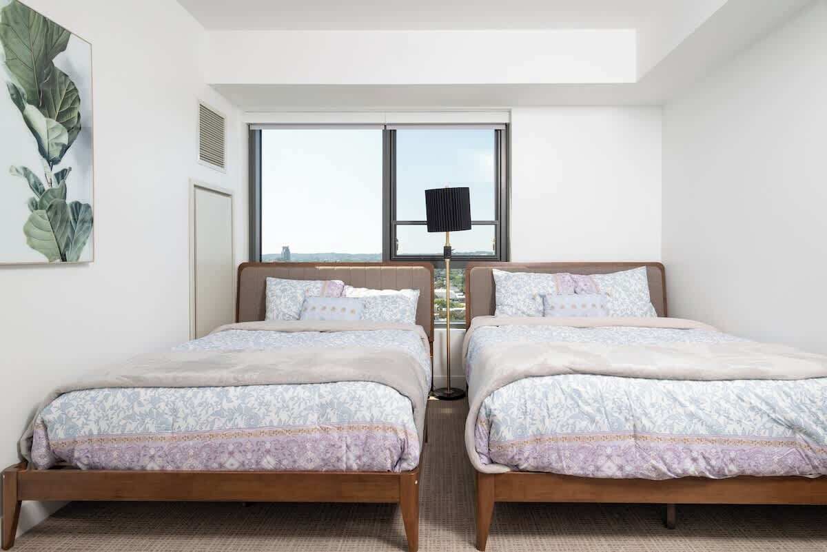 1 bedroom, iron/ironing board, travel crib, WiFi