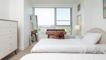 3 habitaciones, tabla de planchar con plancha, cuna de viaje y wifi