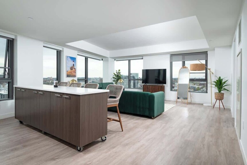Central Serene 2br Penthouse Near Mit & Harvard With King Bed Gym Parking - Brookline, MA