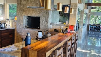 Honeymoon House, Fireplace, Beach View | Private kitchen | Fridge, microwave, oven, stovetop