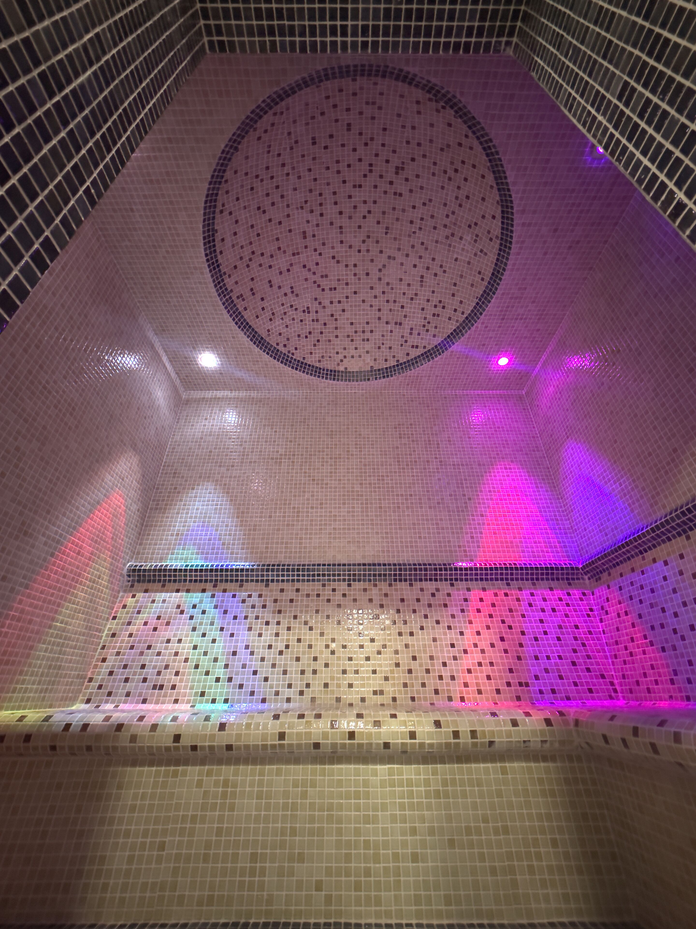 Nhà tắm kiểu Thổ