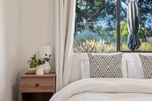 Desk, iron/ironing board, free WiFi, bed sheets - Vineyard Haven: Pool, Hot Tub & Wine Country Charm (Kenwood)