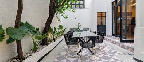 House | Terrace/patio